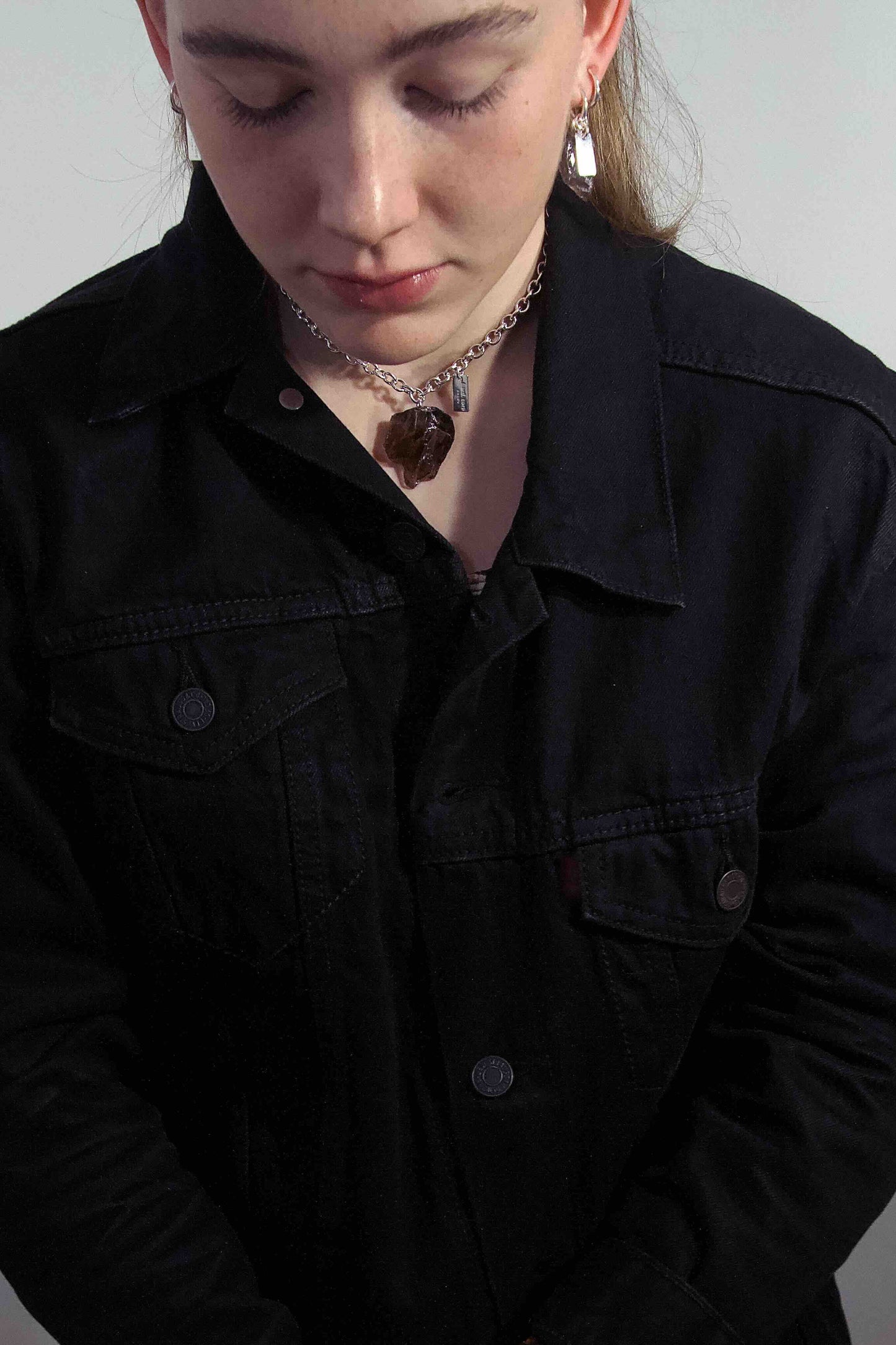hard. core SMOKY NECKLACE
