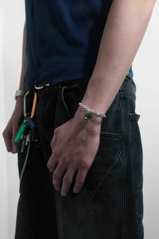 hard. core SMOKY BRACELET