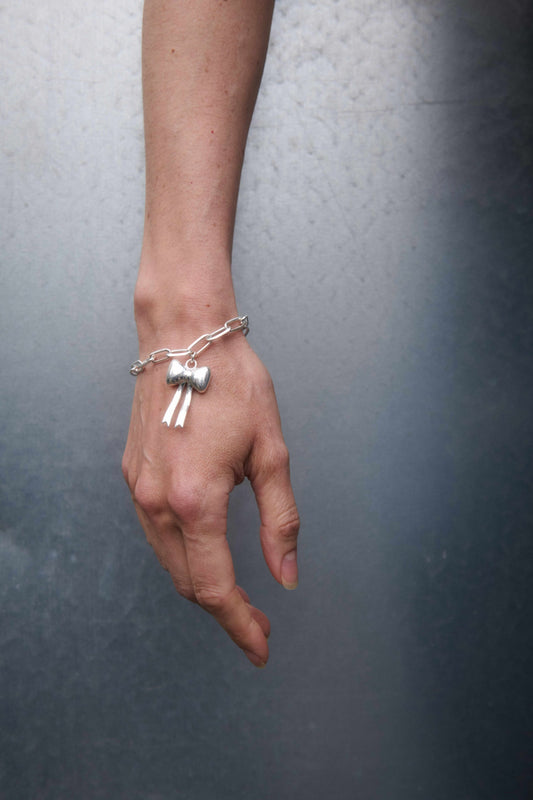 BOW BRACELET