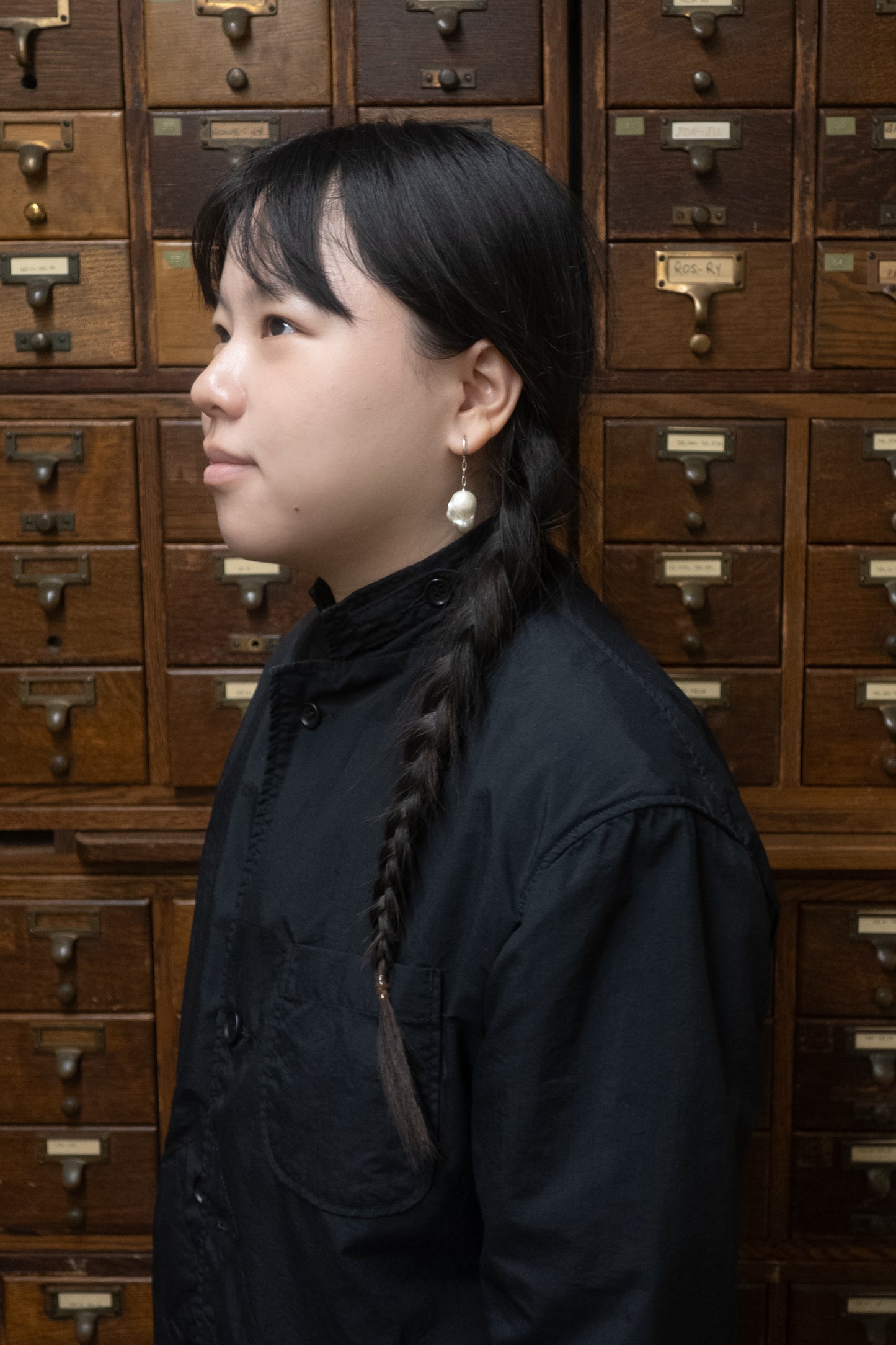 BAROQUE PEARL CHAIN EARRING