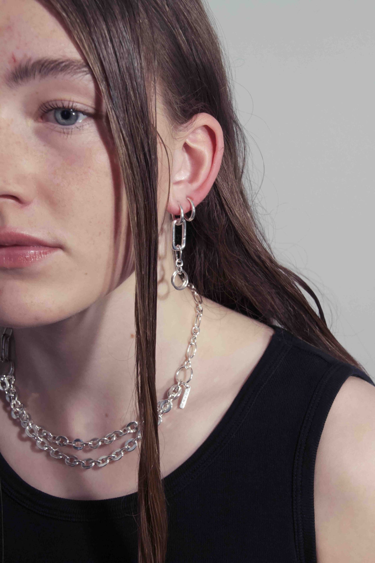 FLYNN EARRING