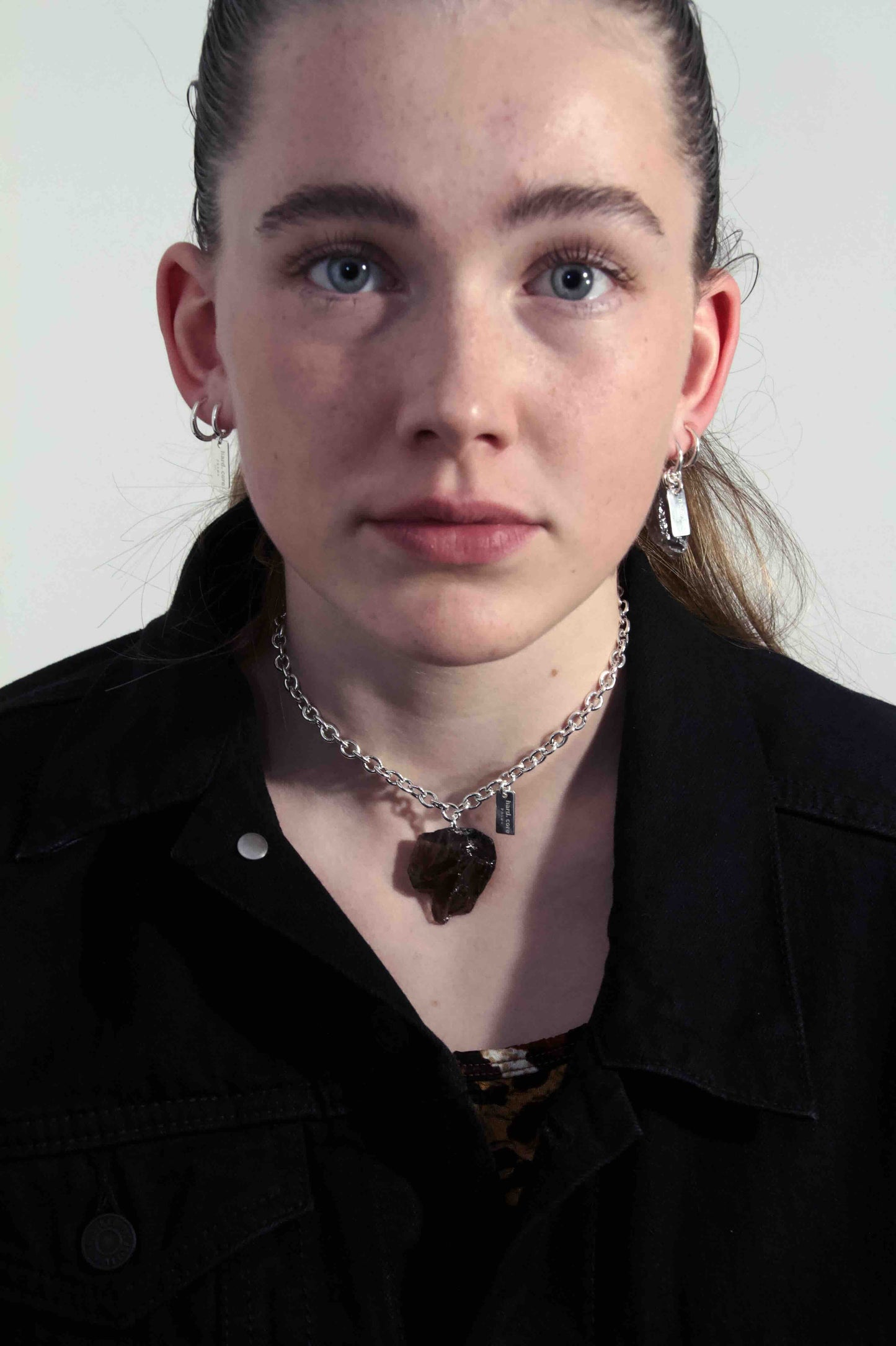 hard. core SMOKY NECKLACE